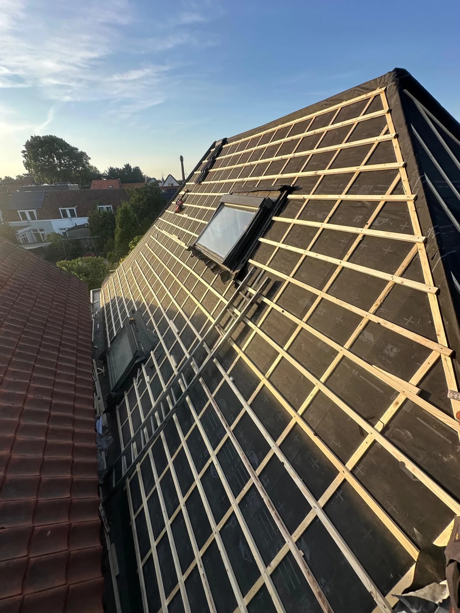 Vakkundige dakrenovatie op locatie door Holland Dakdekkers